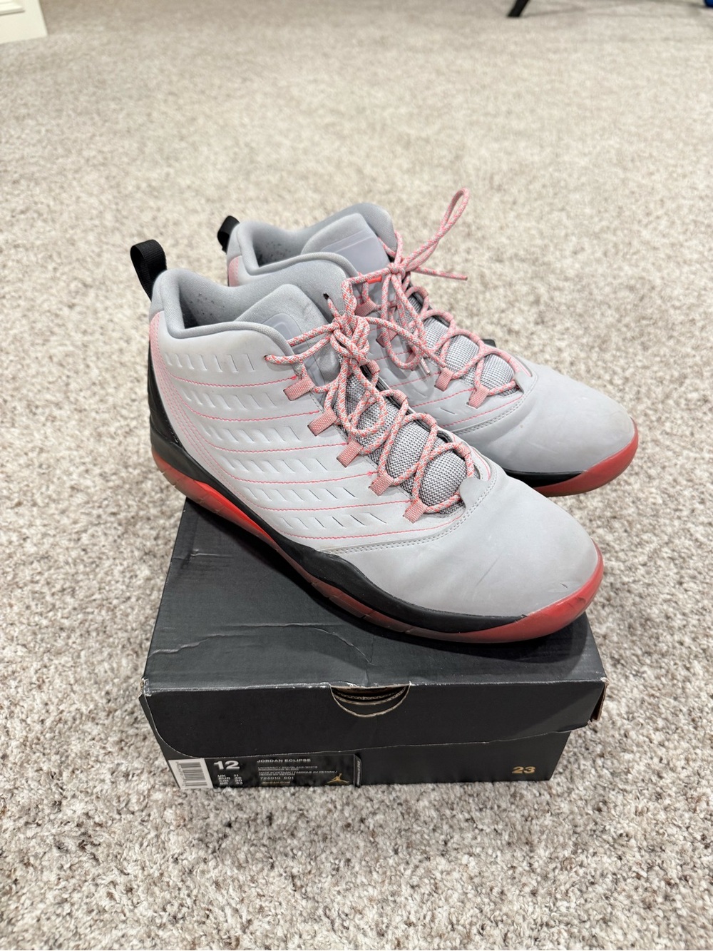 Nike Men’s Jordan Velocity Wolf Gray Size 12